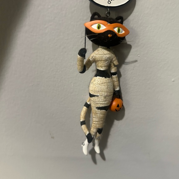2 Hallmark sassy Cat ornament - Picture 6 of 9
